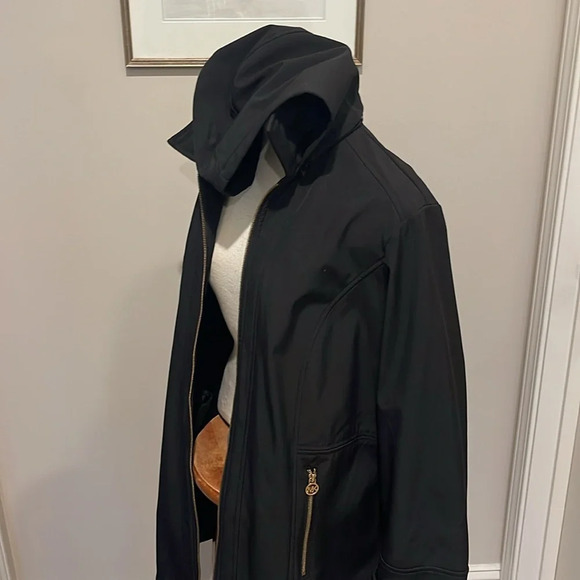 Michael Kors - Hooded Black Jacket With Gold Zipper - Size 1X - Gently Used!! - Picture 10 of 15